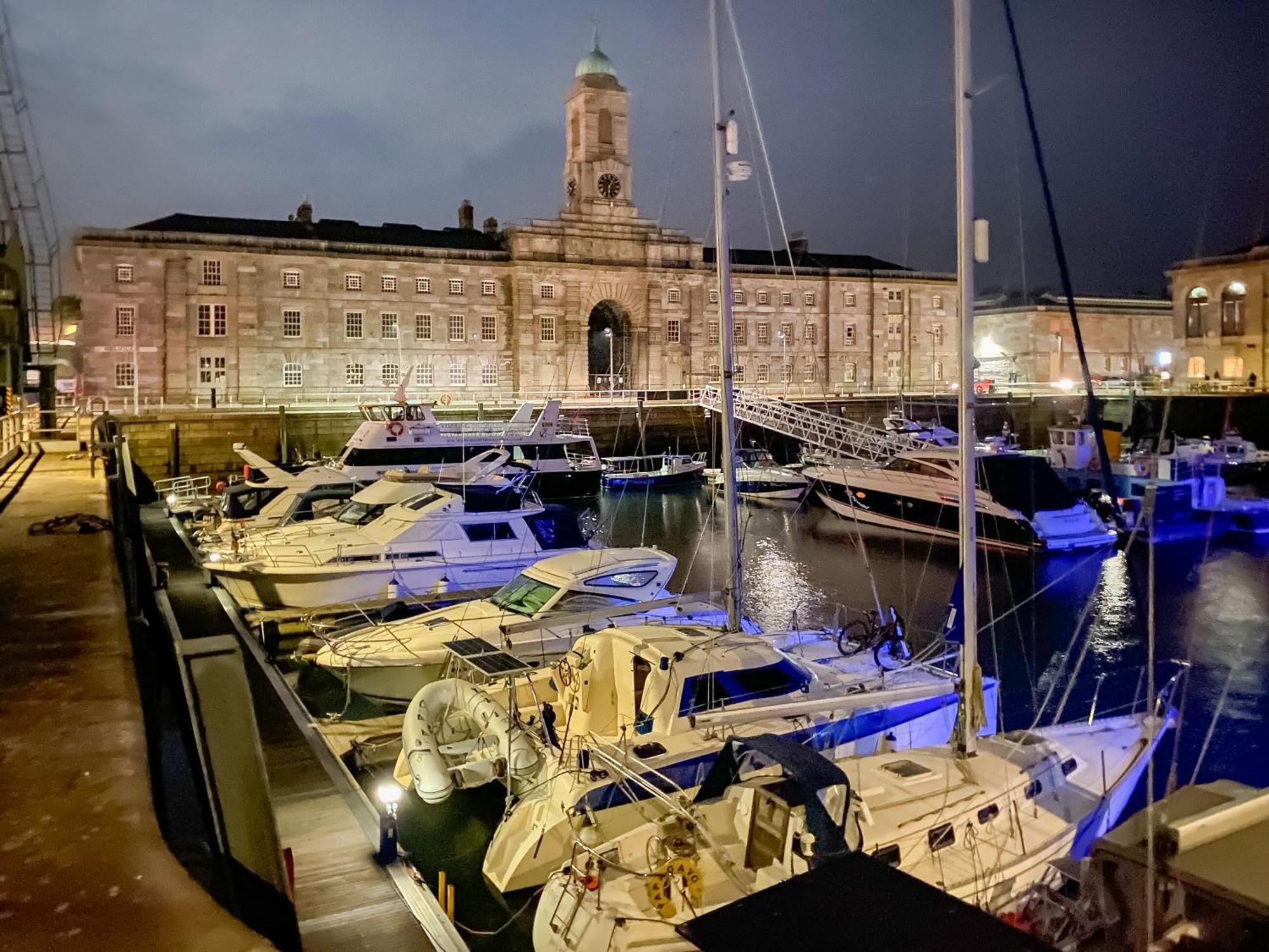 Apartamento The Sail Loft - Royal William Yard Millbrook Exterior foto